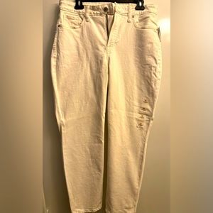 White Old Navy jeans